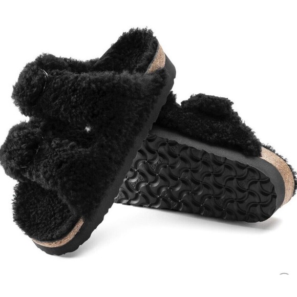Birkenstock Shoes - BIRKENSTOCK Arizona Big Buckle Shearling Sandal